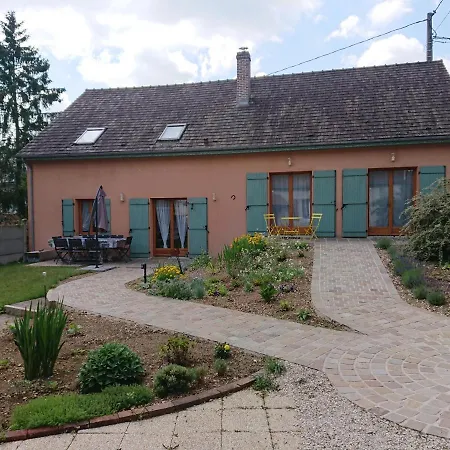 Maison D'othe 招待所 3*